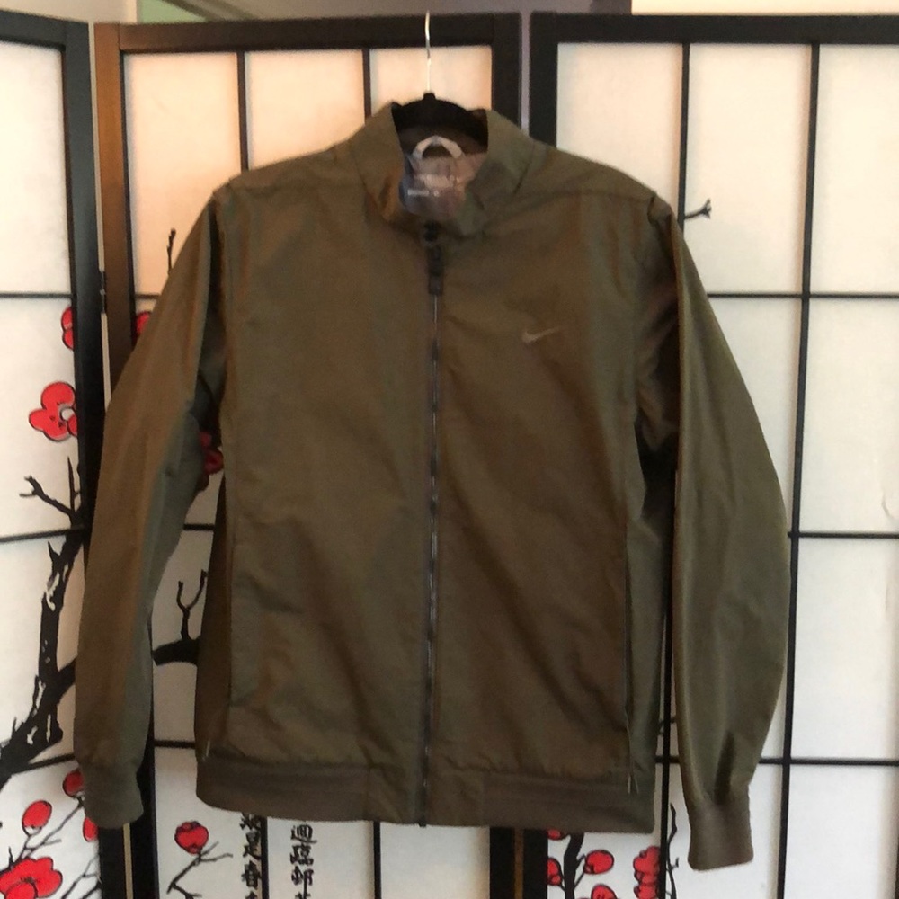 NIKE  MENS GOLF BOMBER